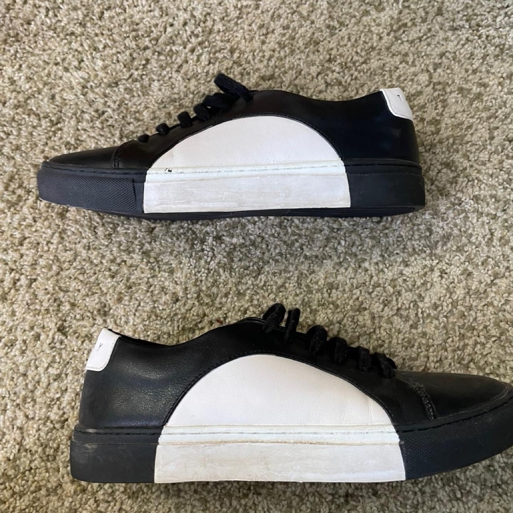 THEY New York Womens 7 Yin Yang Half Moon Luxury Leather Sneakers Black White